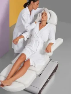 Kosmetikeinrichtungen* Naggura Kosmetikliege SWOP B4 PRO Beauty