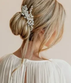 Accessoires* Trisa Celebride Blüten und Perlen Haarkamm
